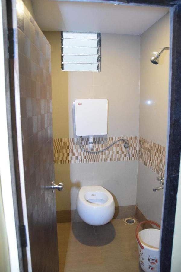 Hotel Riviera Residency Тхане Экстерьер фото