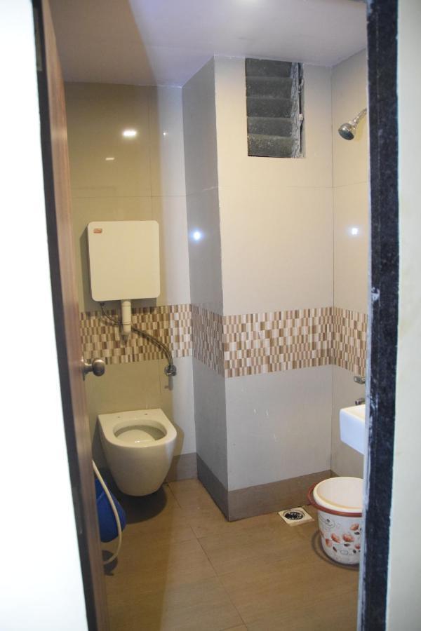 Hotel Riviera Residency Тхане Экстерьер фото